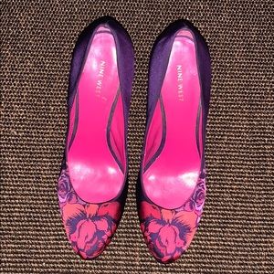 Nine West 2 1/2” heels size 10.5